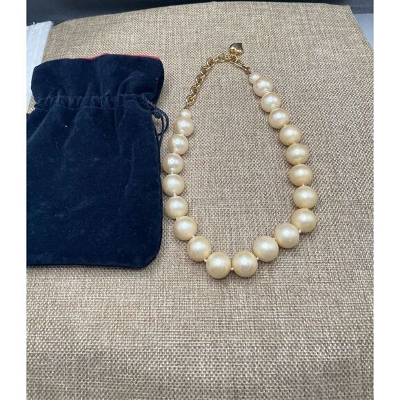 CAROLEE HAND-KNOTTED FAUX GOLD PEARL NECKLACE Gold Tone CHAIN HEART END Pouch - Picture 6 of 9